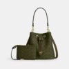 Bolso tipo cubo Rowan en Signature Canvas