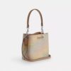 Bolso tipo cubo Rowan en Signature Canvas