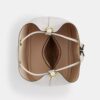 Bolso tipo cubo Rowan en Signature Canvas
