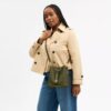 Bolso tipo cubo Rowan en Signature Canvas