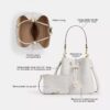 Bolso tipo cubo Rowan en Signature Canvas