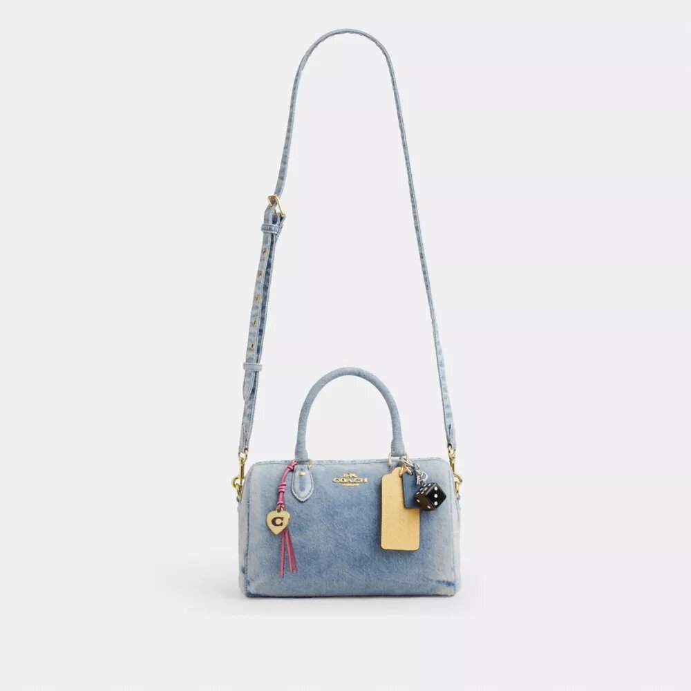 Bolso tipo satchel Rowan en denim desgastado con Charms