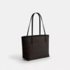 Bolso Tote urbano mediano en Signature Canvas