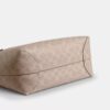 Bolso Tote urbano mediano en Signature Canvas