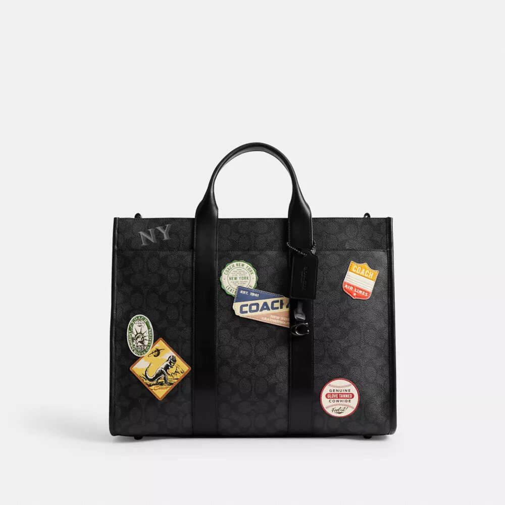 Bolso Wesley en Signature Canvas con parches