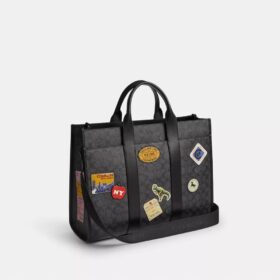 Bolso Wesley en Signature Canvas con parches