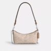 Bolsos de hombro Caitlin en Signature Canvas
