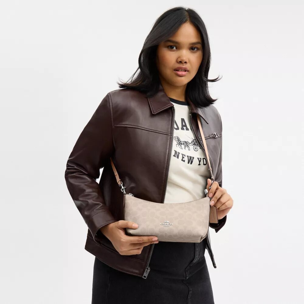 Bolsos de hombro Caitlin en Signature Canvas