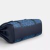 Bolsos de hombro con solapa Bridget en denim característico