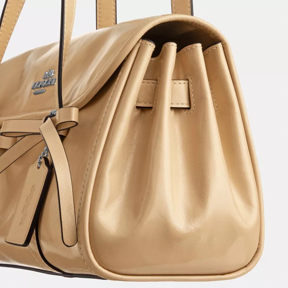 Bolsos de hombro con solapa y lazos «Bridget»