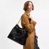 Bolsos de hombro grandes Evelyn con acolchado