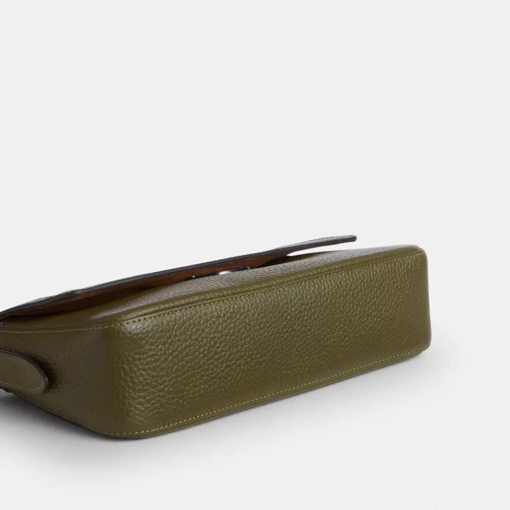 Bolsos de hombro pequeños con solapa Etta