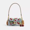Bolsos de hombro Tabby 20 con bordado de cerezas