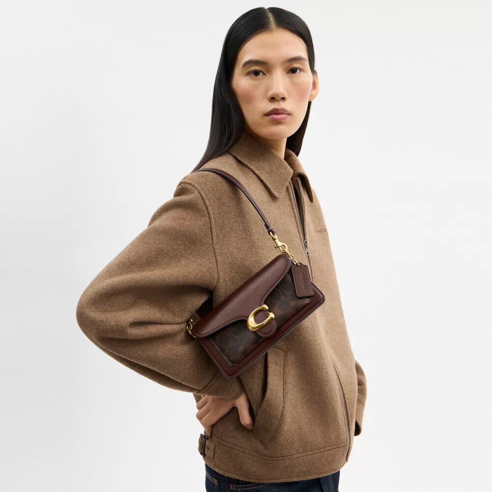Bolsos de hombro Tabby 20 en Signature Canvas