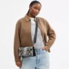 Bolsos de hombro Tabby 26 con motivo de serpiente con abalorios