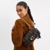 Bolsos de hombro Tabby de 26 en piel «Loved» con acolchado