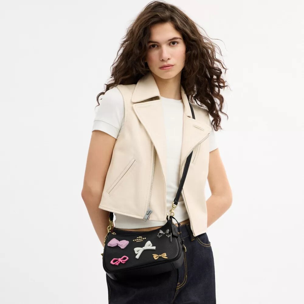 Bolsos de hombro Teri con lazos y Charms