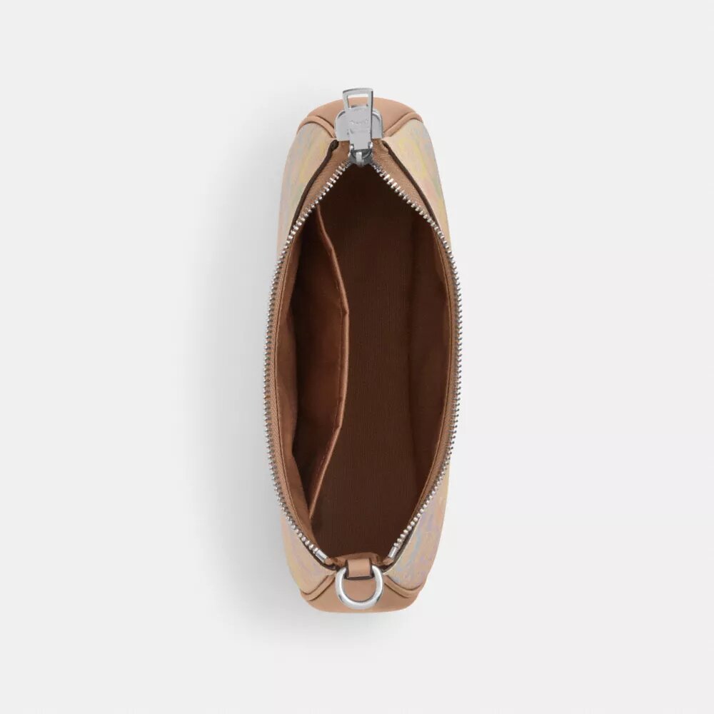 Bolsos de hombro Teri en Signature Canvas