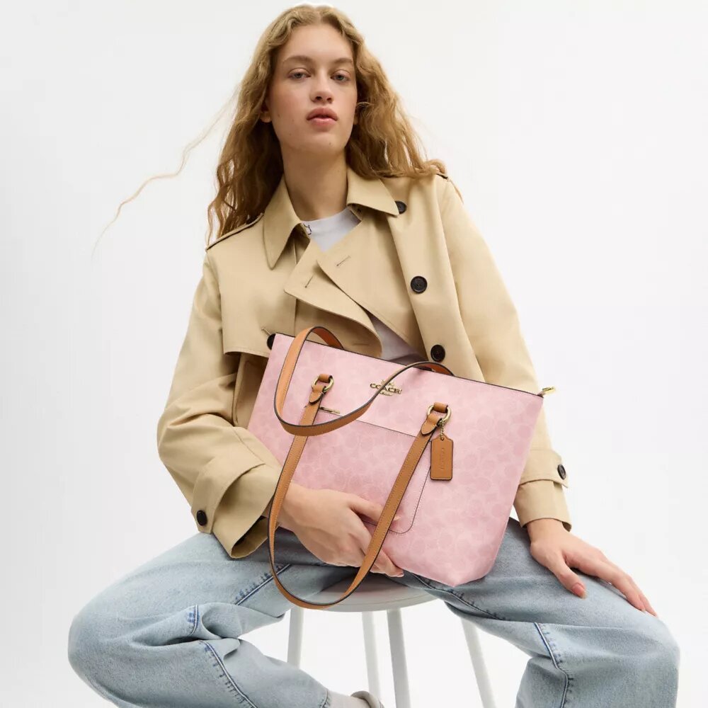Bolsos Tote en Signature Canvas