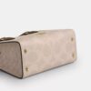 Bolsos Tote pequeño Maggie en Signature Canvas