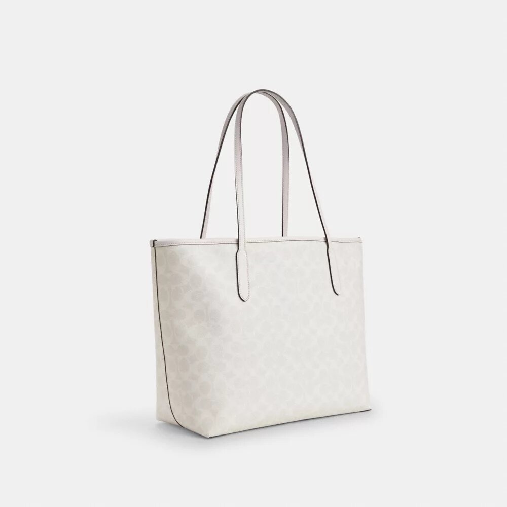 Bolsos Tote urbanos en Signature Canvas