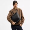 Bolsos Tote urbanos en Signature Canvas
