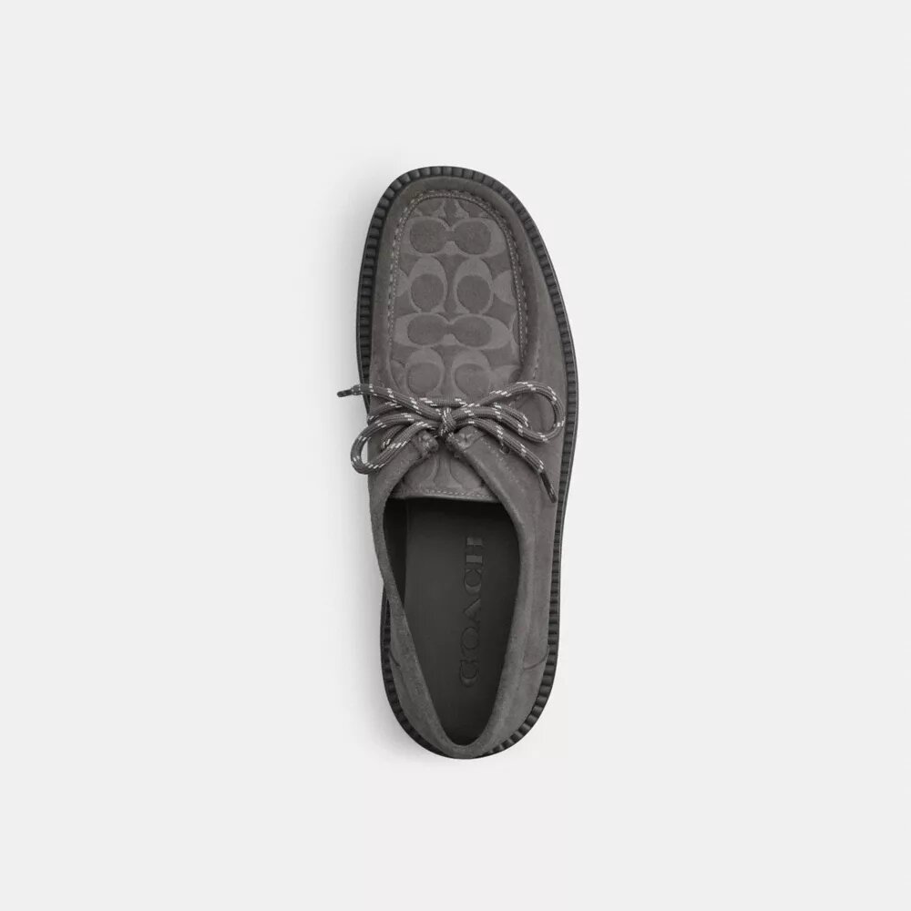 Botas Chukka en ante característico