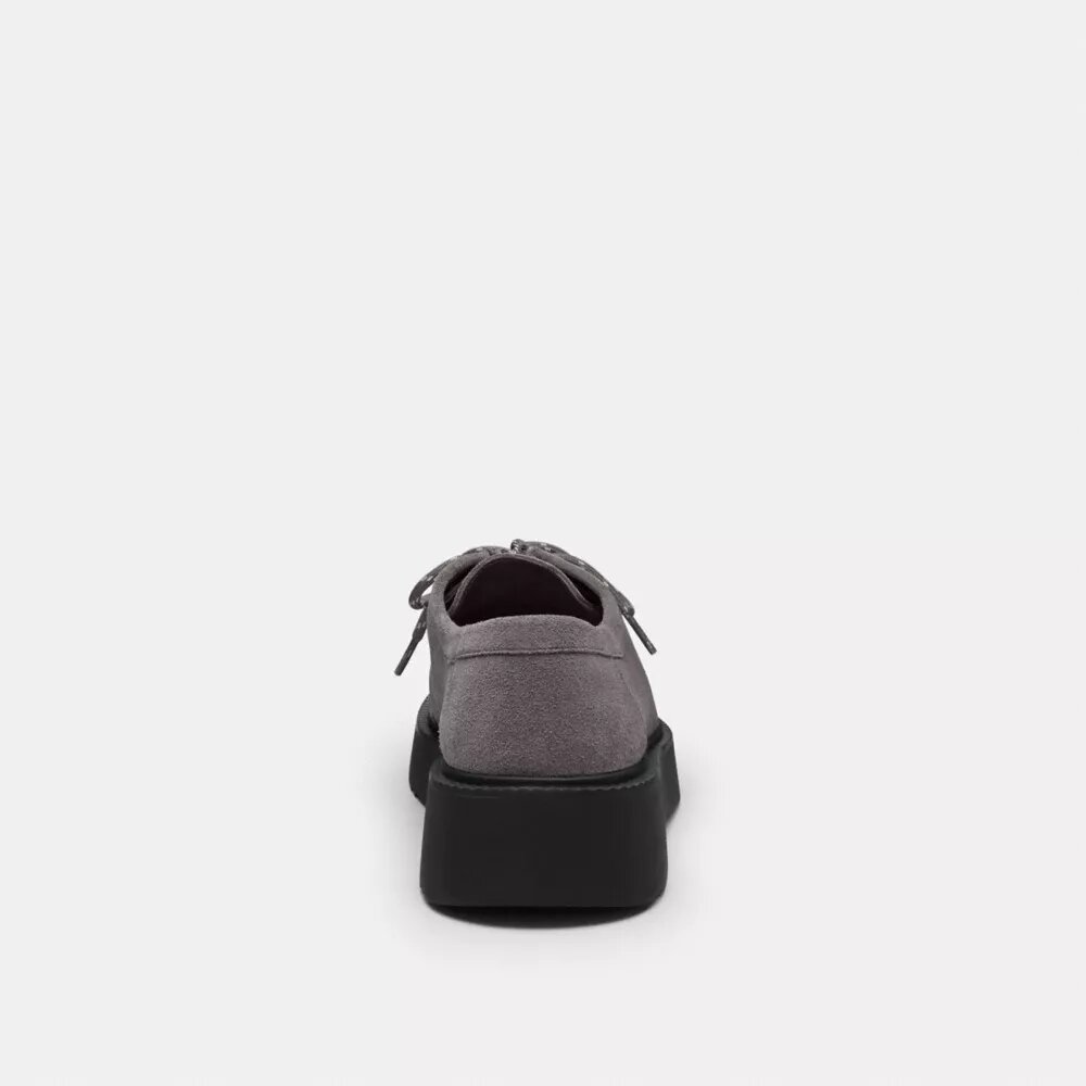 Botas Chukka en ante característico