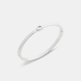 Brazalete fino con bisagra característico