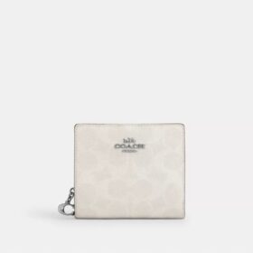 Cartera con cierre a presión en Signature Canvas