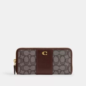 Cartera esencial delgada tipo acordeón con cremallera en nuestro jacquard característico