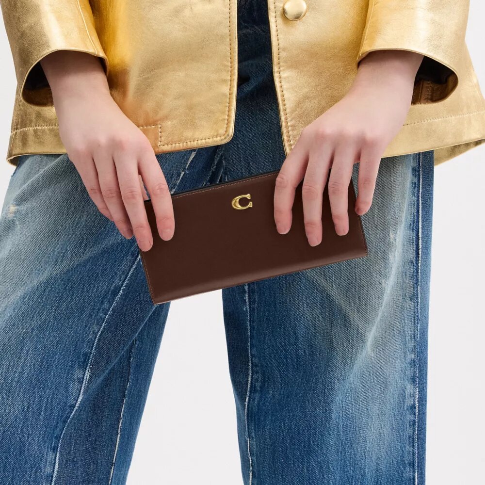 Cartera esencial y delgada