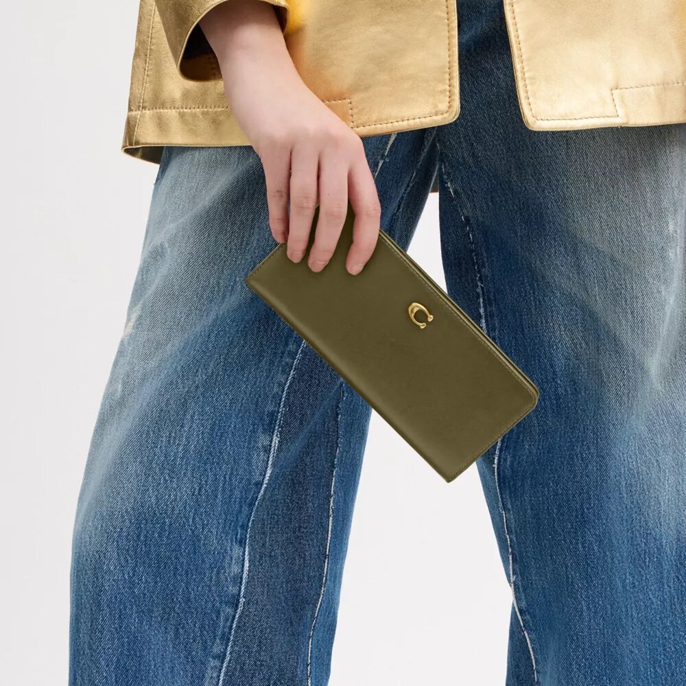 Cartera esencial y delgada