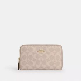 Cartera mediana con cremallera para DNI en Signature Canvas