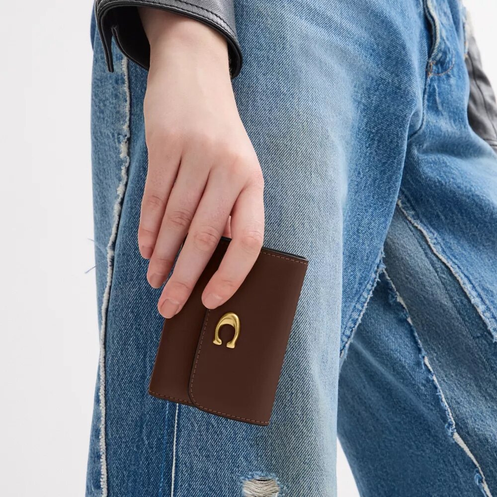 Cartera portatarjetas esencial