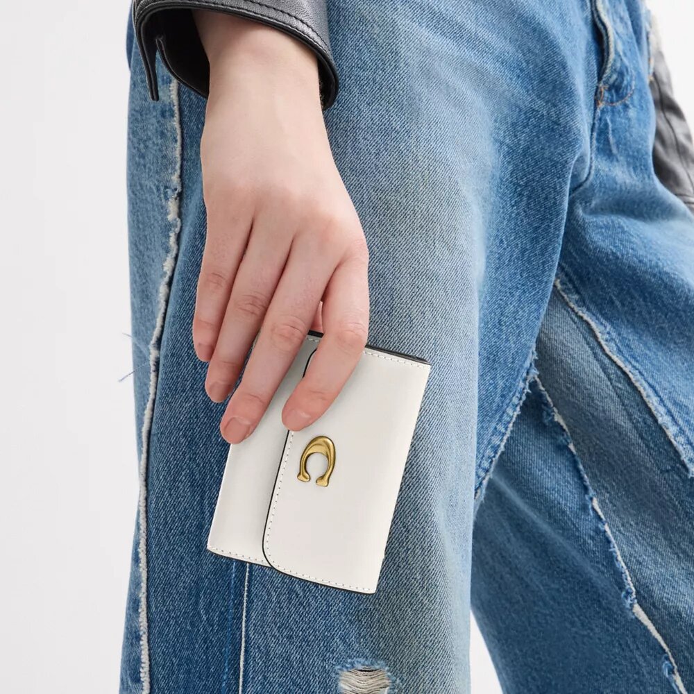 Cartera portatarjetas esencial