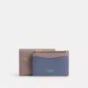 Cartera portatarjetas esencial en color block
