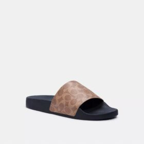 Chanclas de piscina en Signature Canvas