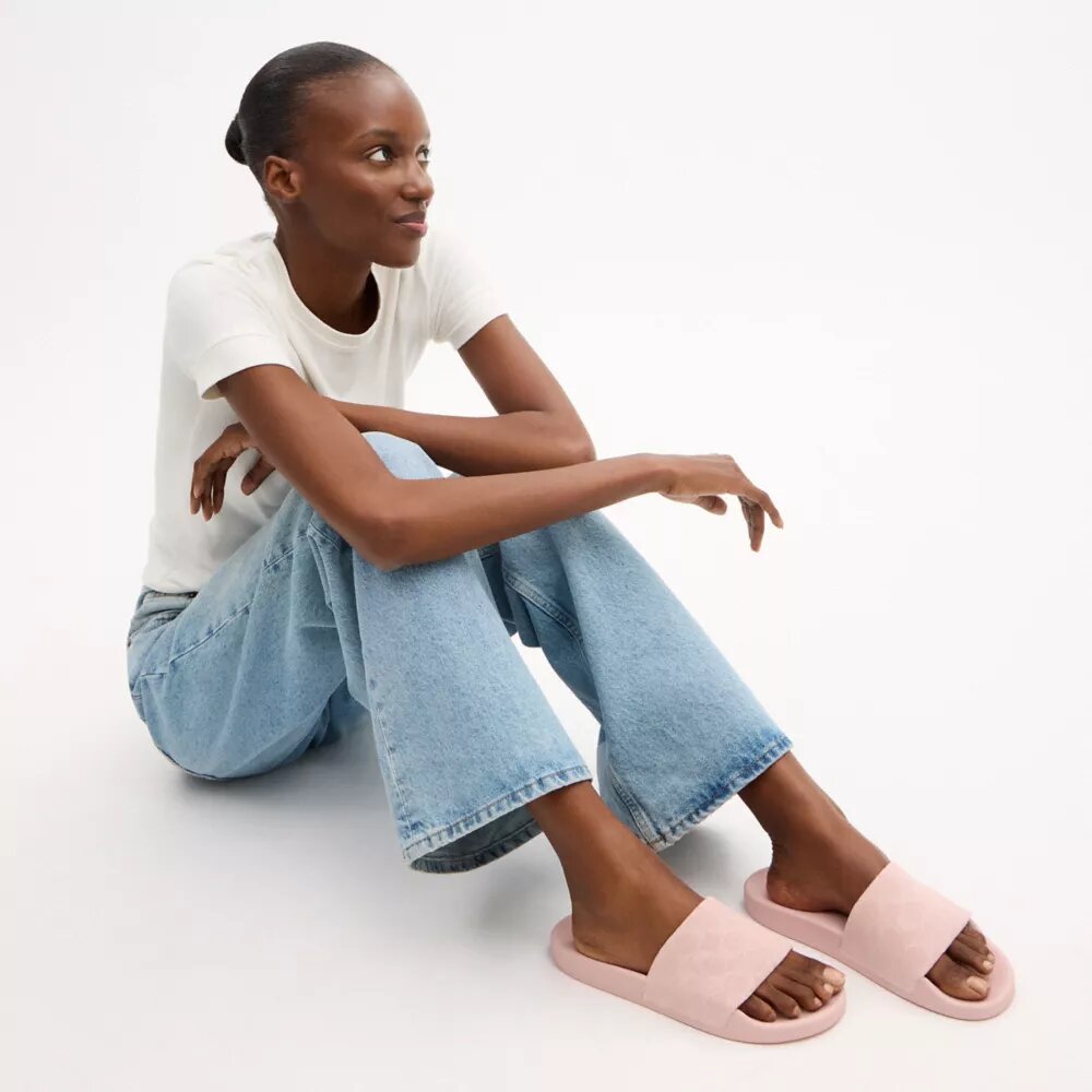 Chanclas deportivas Udele en denim característico