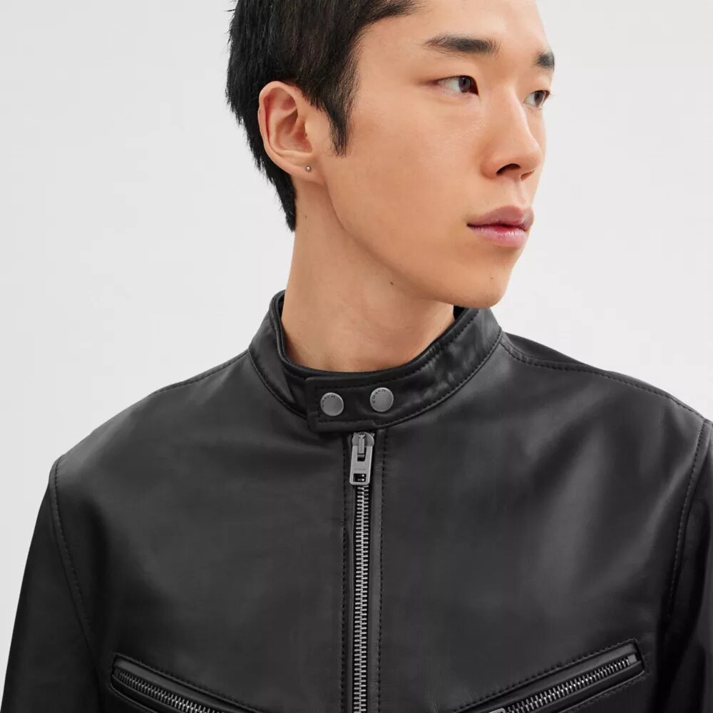 Chaqueta de cuero estilo motociclista