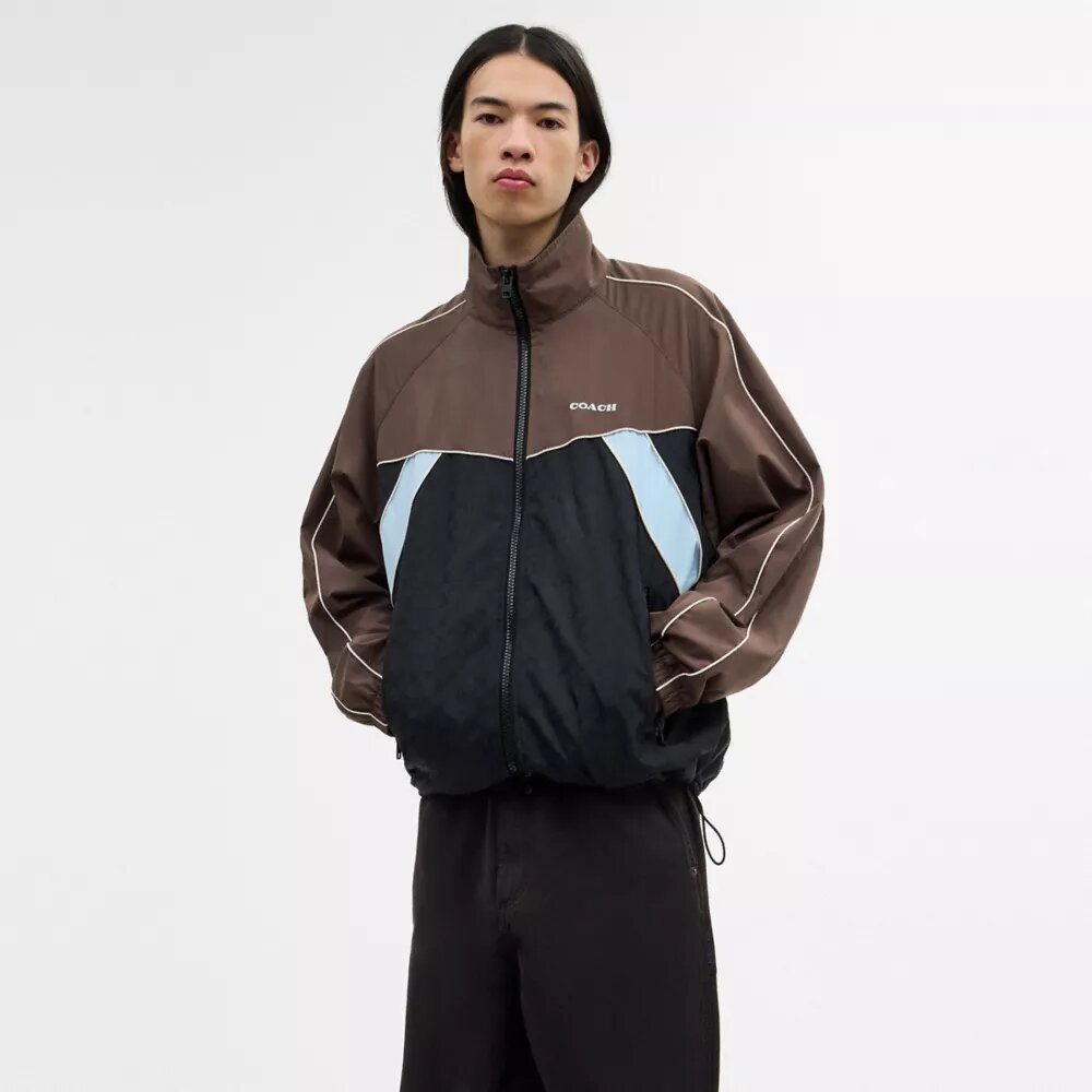 Chaqueta deportiva de poliéster reciclado