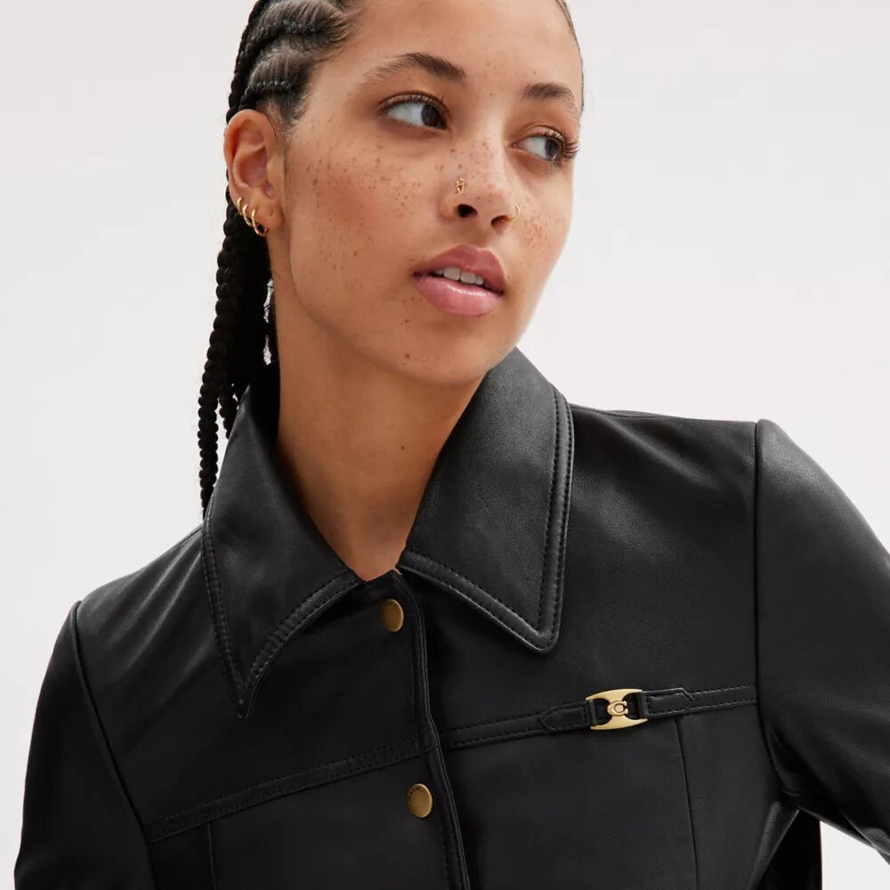 Chaqueta entallada con cierre frontal de botones a presión Heritage C