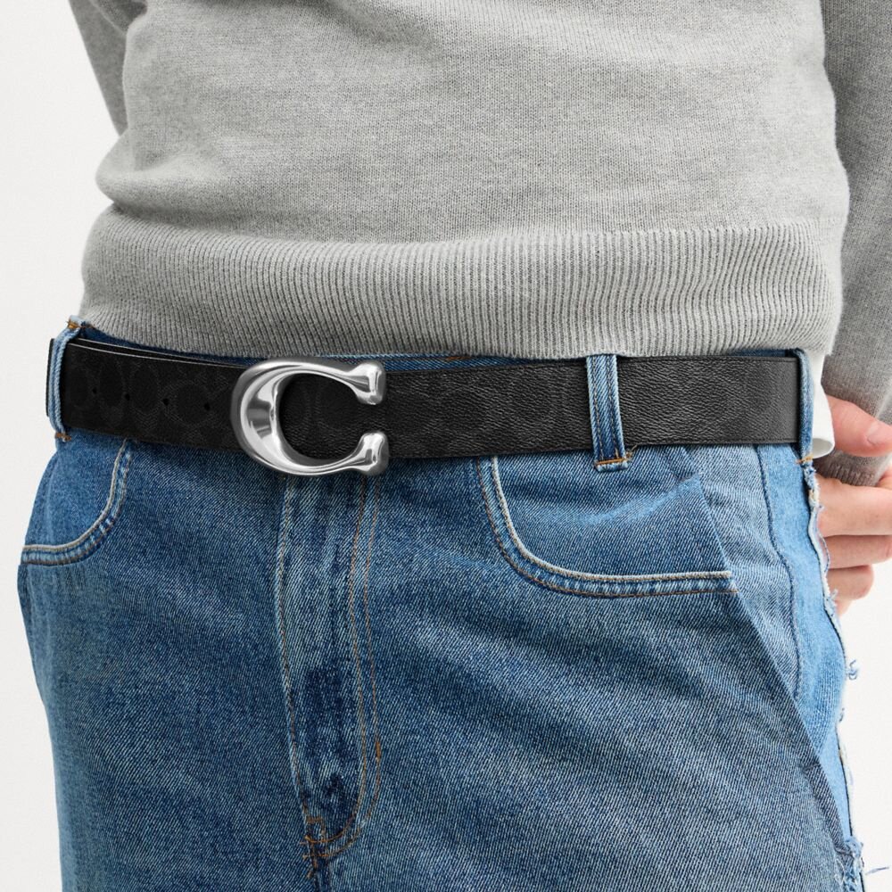 Cinturón reversible con hebilla con la «C» esculpida, 38 mm