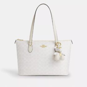 Colgante para bolsos coleccionable con forma de oso en Signature Canvas