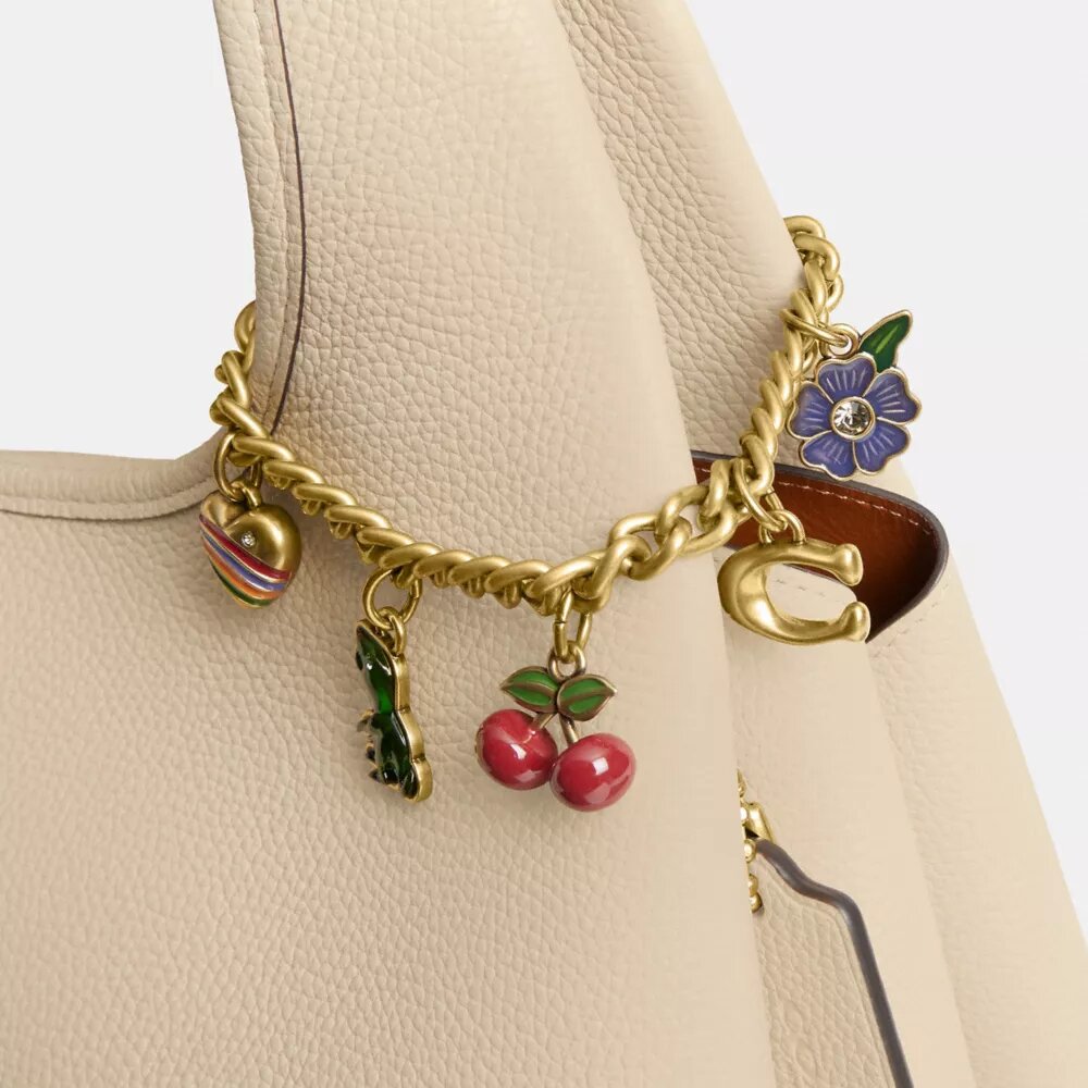 Colgante para bolsos con motivo de cadena
