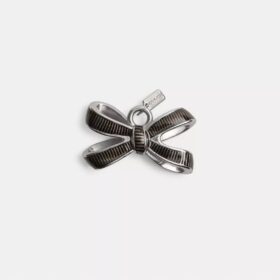 Colgante para cordones con lazo