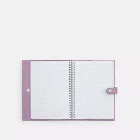 Cuaderno con estampado de caramelos