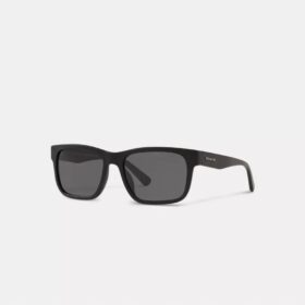 Gafas de sol con montura cuadrada
