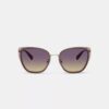 Gafas de sol cuadradas de metal con herrajes en forma de C