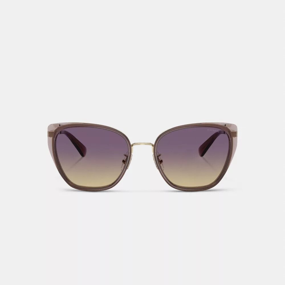 Gafas de sol cuadradas de metal con herrajes en forma de C